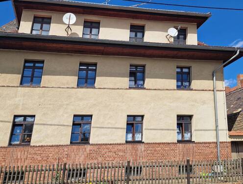 Karl-Liebknecht-Straße 10 - 