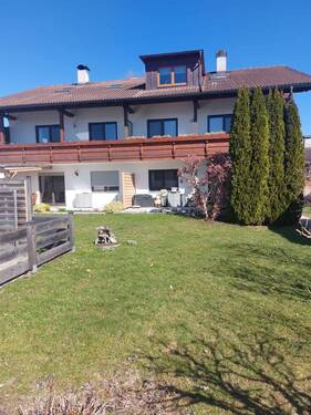 Süd-Ansicht - *Moderne, renovierte 3 Zimmer-Wohnung mit Balkon in ruhiger Lage mit möglichem Selbstbezug ab Mitte 2026