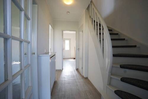 Flur EG - 6 Zimmer Reihenendhaus zum Kaufen in Sylt