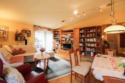 Wohnzimmer - Einfamilienhaus in Berlin zum Kaufen