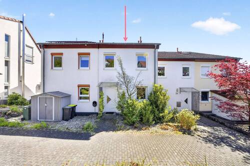 Außenansicht - Direkte Kliniknähe + Ruhig gelegenes Einfamilienhaus mit Stellplatz und Garten zu verkaufen + St. Wendel