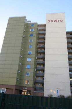 Bild 1 - Top gepflegtes Haus - Braunschweig Zentrum + Balkon + TG-Stellplatz