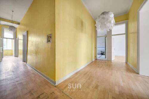 EINGANGSBEREICH - Etagenwohnung mit 150,00 m&sup2; in Wiesbaden zum Kaufen