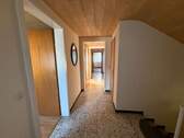 Haus- u. Wohnungsflur DG - 