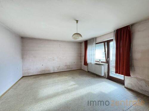 541215D9-256C-4B27-8584-4C0C33843F87_1_105_c - 