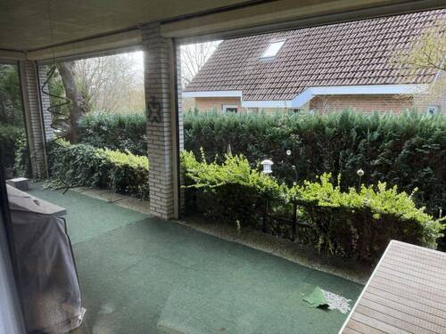 Große überdachte Terrasse - 