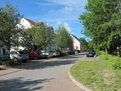 Umfeld - 3 Zimmer Etagenwohnung zur Miete in Halle (Saale)