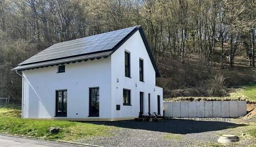 Neubau-Frust? Hier nicht! Sofort einziehen i - 5 Zimmer Einfamilienhaus zum Kaufen in Wartenberg