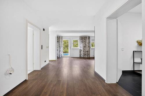 Einliegerwohnung ca. 85 m2 - 