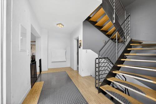 Treppenhaus/ Entrée - 