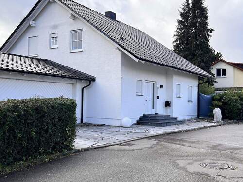Bild 3 - 4 Zimmer Einfamilienhaus in Eutingen im Gäu