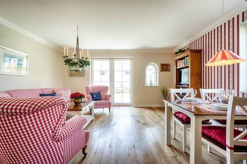 Wohnzimmer EG - 4 Zimmer Reihenendhaus zum Kaufen in Sylt