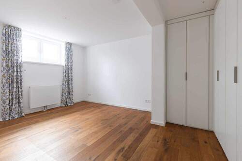 Schlafzimmer Souterrain - 