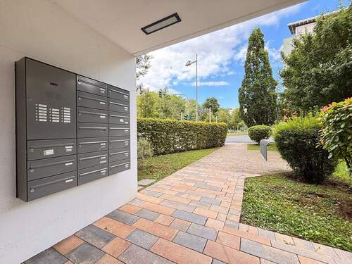 Haus Eingangsbereich.JPEG - 