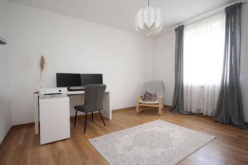 Schlafzimmer groß_01.JPG - 
