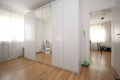 Schlafzimmer_klein_02.JPG - 