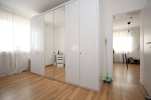 Schlafzimmer_klein_02.JPG - 