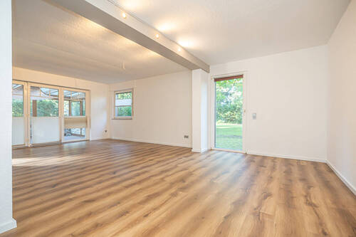 Wohn- Esszimmer - 