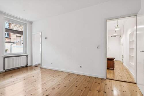 Wohnzimmer Blick in die Diele - 