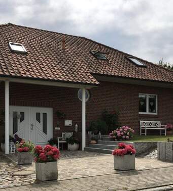 Front_4 - Einfamilienhaus mit 280,00 m&sup2; in Ratzeburg zum Kaufen