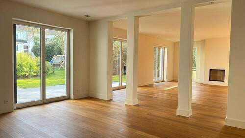 Bibliothek - Exklusive Erdgeschoßwohnung mit Tiefgarage und Personenaufzug im Stadtgartenviertel Hagen