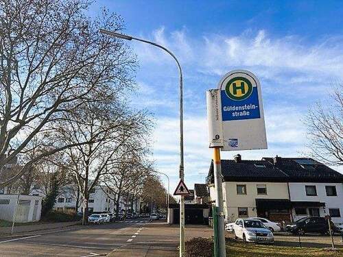 Bushaltestelle.jpg - 