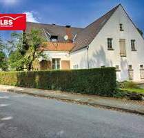 Hambergen! Imposantes 1-2 Familienhaus in zentraler Lage!