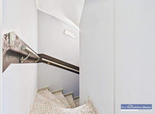 Treppe zum OG - 