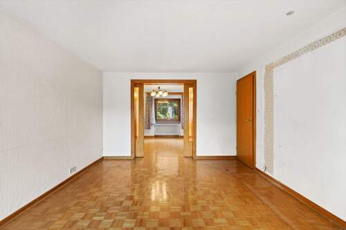 Wohnzimmer mit Esszimmerblick - 