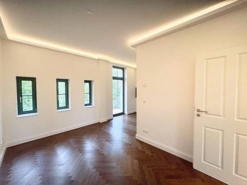 Wohnen & Essen - Die ist es! + Erstbezug * Balkon * Parkett * Fußbodenheizung * Bad mit Wanne & Dusche * LED-Licht