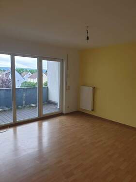 20210622_105538_resized.jpg - Schöne 4 ZKB mit Balkon - 765,00&nbsp;EUR Kaltmiete, ca.&nbsp; 96,00&nbsp;m&sup2;&nbsp;Wohnfl&auml;che