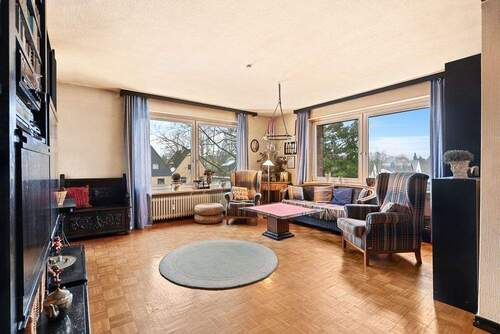 Wohnen - 4 Zimmer Etagenwohnung in Hamburg / Rahlstedt