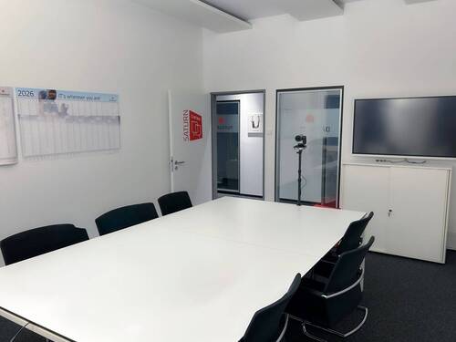 Meeting M - Büro in Neu-Isenburg