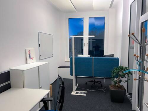 Büro S - Büro mit 23,00 m&sup2; in Neu-Isenburg zur Miete
