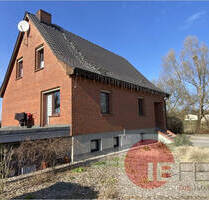 Wohnen im Grünen: Einfamilienhaus mit Garage, Keller und großzügigem Garten in Vogelsang - Lalendorf