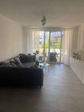 Wohnbereich - 4 Zimmer Etagenwohnung zum Kaufen in Würzburg