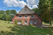 Wohlfühloase - Einfamilienhaus mit 274,00 m² in Soderstorf zum Kaufen