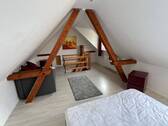 Einliegerzimmer oben zur Treppe - 