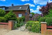 Haus Frontansicht - 
