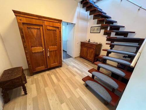 Treppe Haupthaus nach oben - 