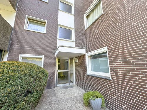 Hauseingang - 3 Zimmer Etagenwohnung zum Kaufen in Herten
