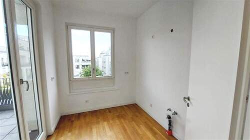 Küche mit Zugang Balkon - 