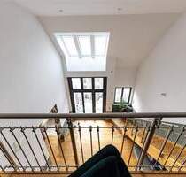 Exklusives Wohnen auf zwei Ebenen - 4 Zimmer mit Aufzug & Balkon - Berlin Friedrichshain