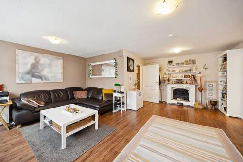 Wohnzimmer - Etagenwohnung mit 95,20 m&sup2; in Hamburg zum Kaufen