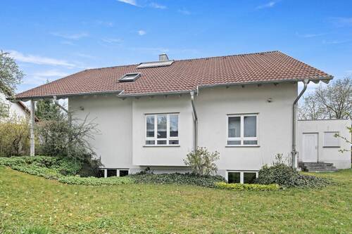 Rückseite - 7 Zimmer Einfamilienhaus zum Kaufen in Tuttlingen