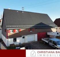 GROSSE SCHEUNE, KLEINES HAUS: Bauernhaus in Grosselfingen