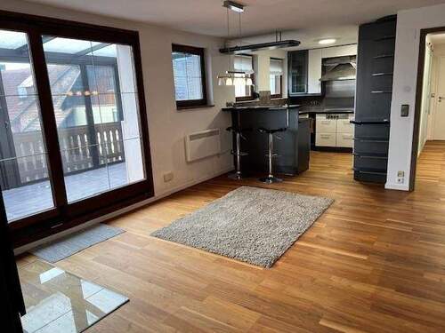 Zugang zum Wintergarten, Küche mit Essbar - Etagenwohnung mit 73,00 m&sup2; in Görwihl zum Kaufen