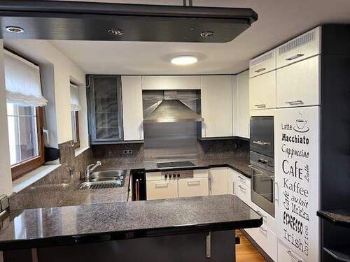 Einbauküche mit Essbar - 