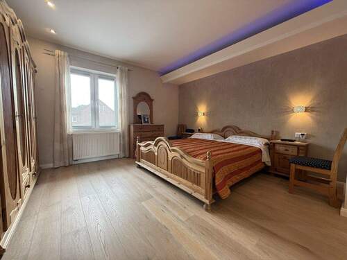 1. Schlafzimmer - 