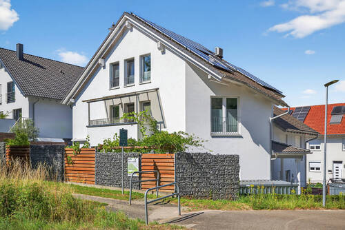 Bild 1 - großzügige Doppelhaushälfte für Ihren Wohntraum